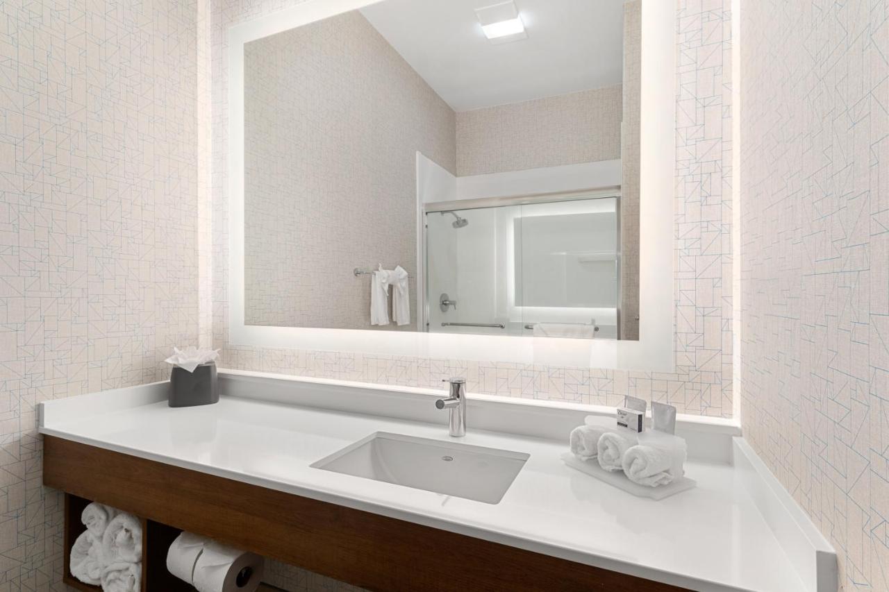 Holiday Inn Express Vancouver North By Ihg Luaran gambar